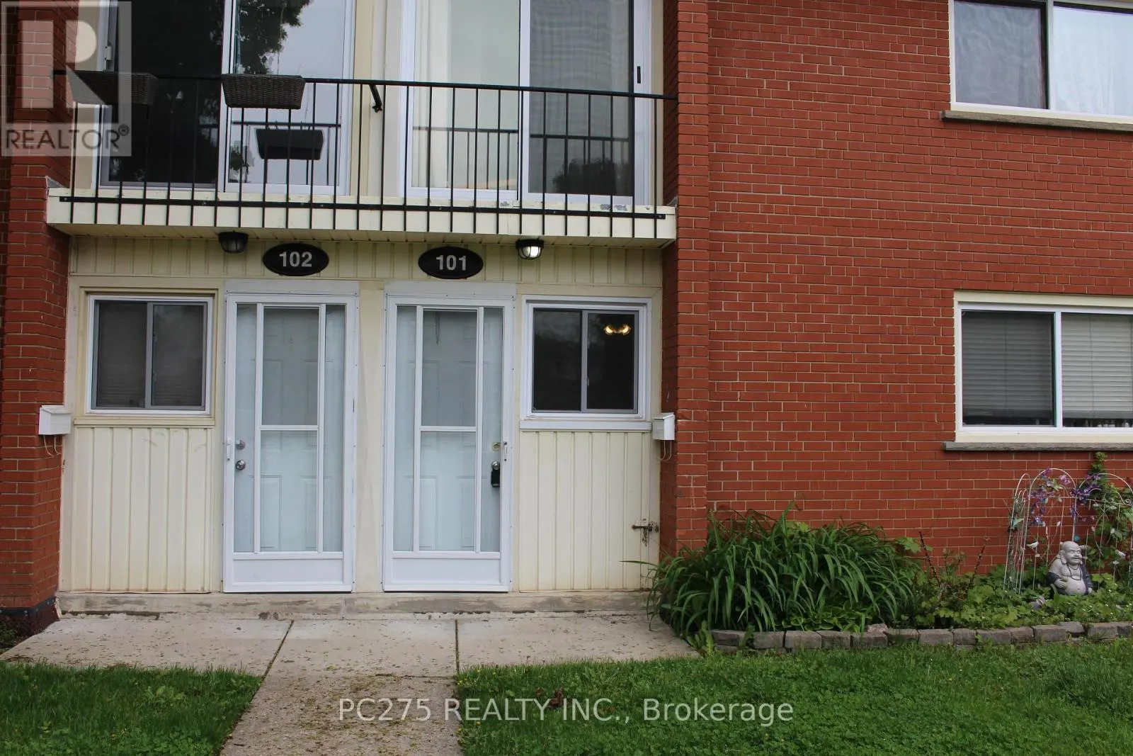 101 - 1090 KIPPS LANE, #101