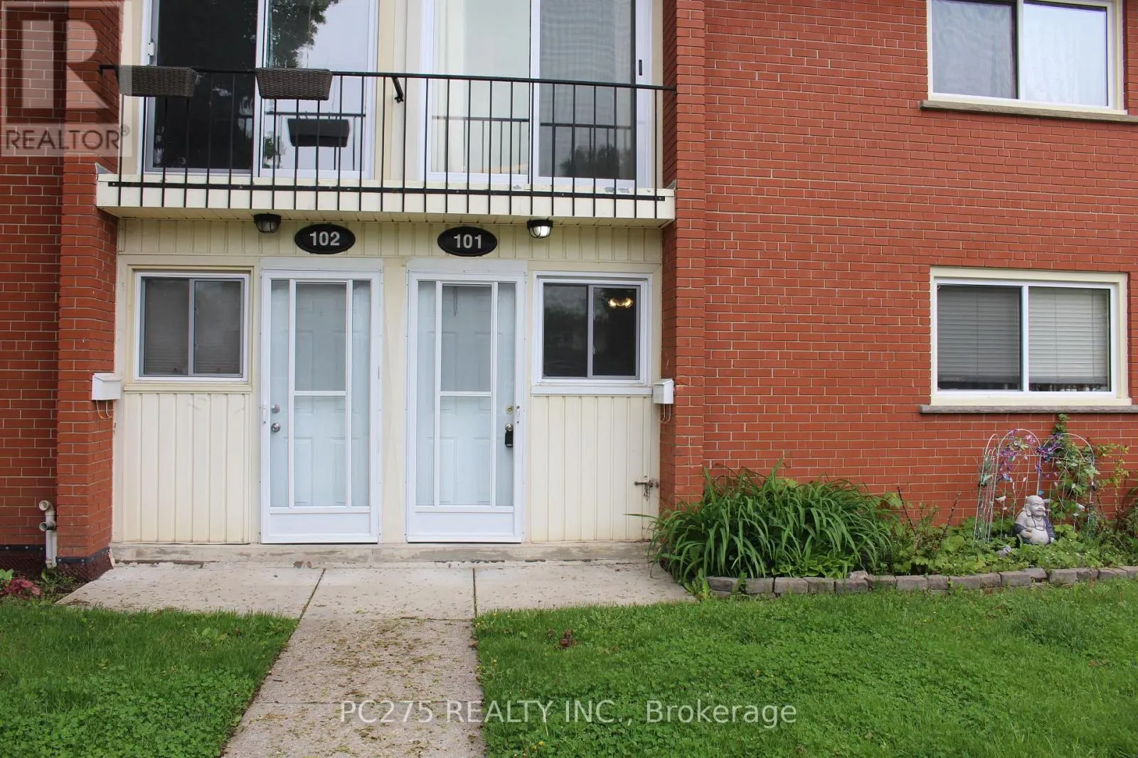 101 - 1090 KIPPS LANE, #101