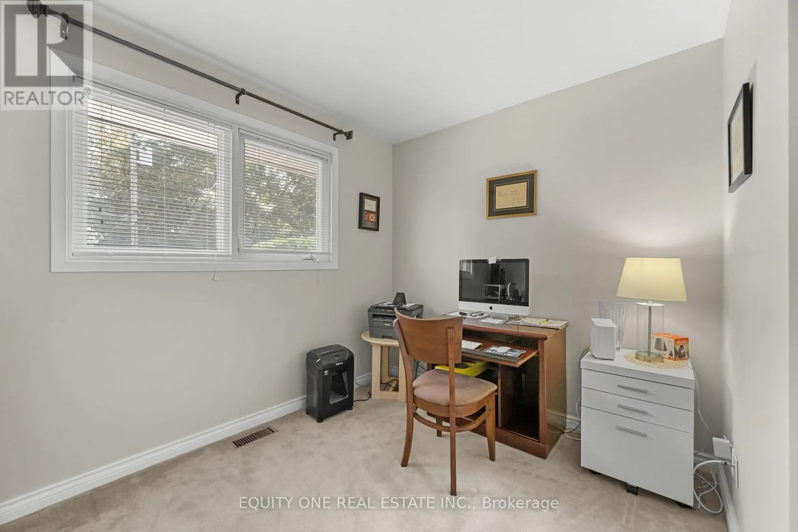 2 PARKSIDE CRESCENT