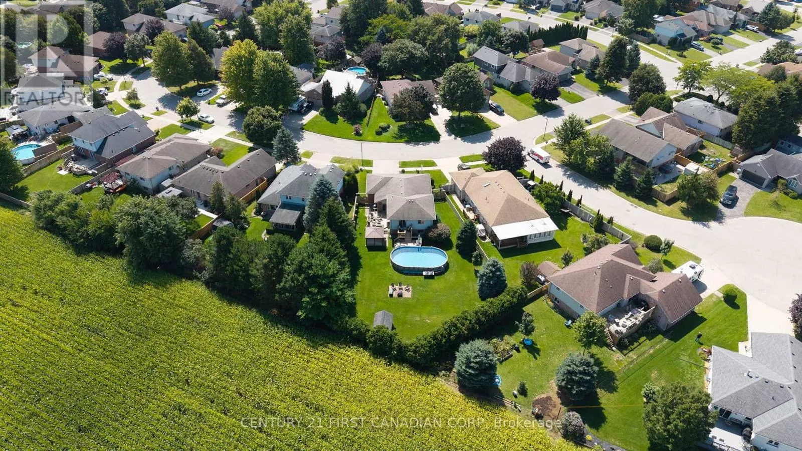 19 HEMLOCK BOULEVARD