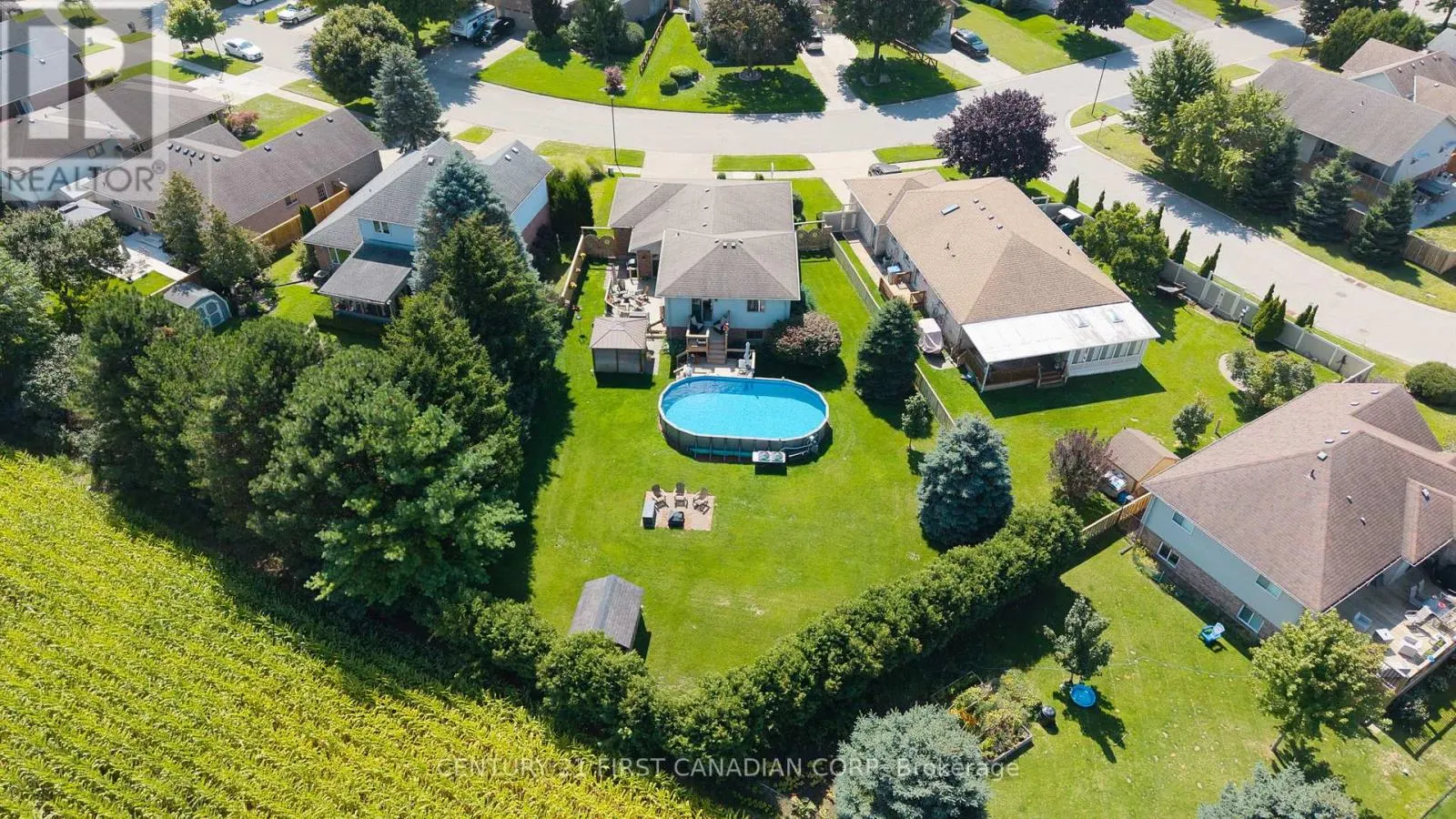 19 HEMLOCK BOULEVARD