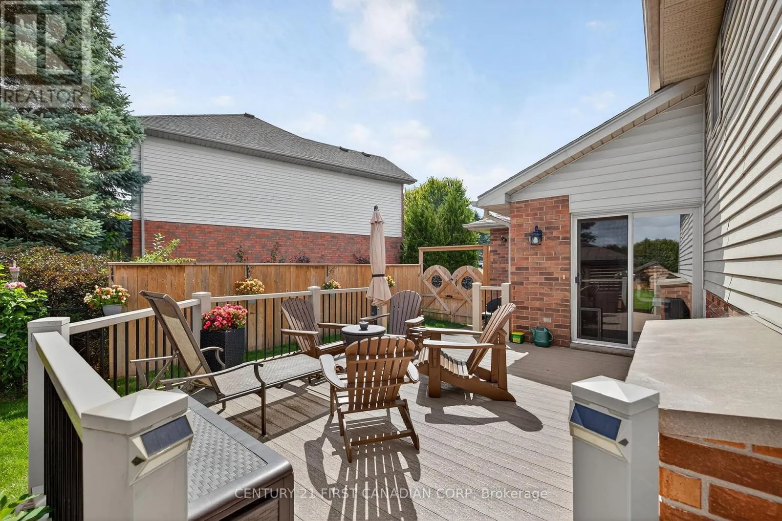 19 HEMLOCK BOULEVARD