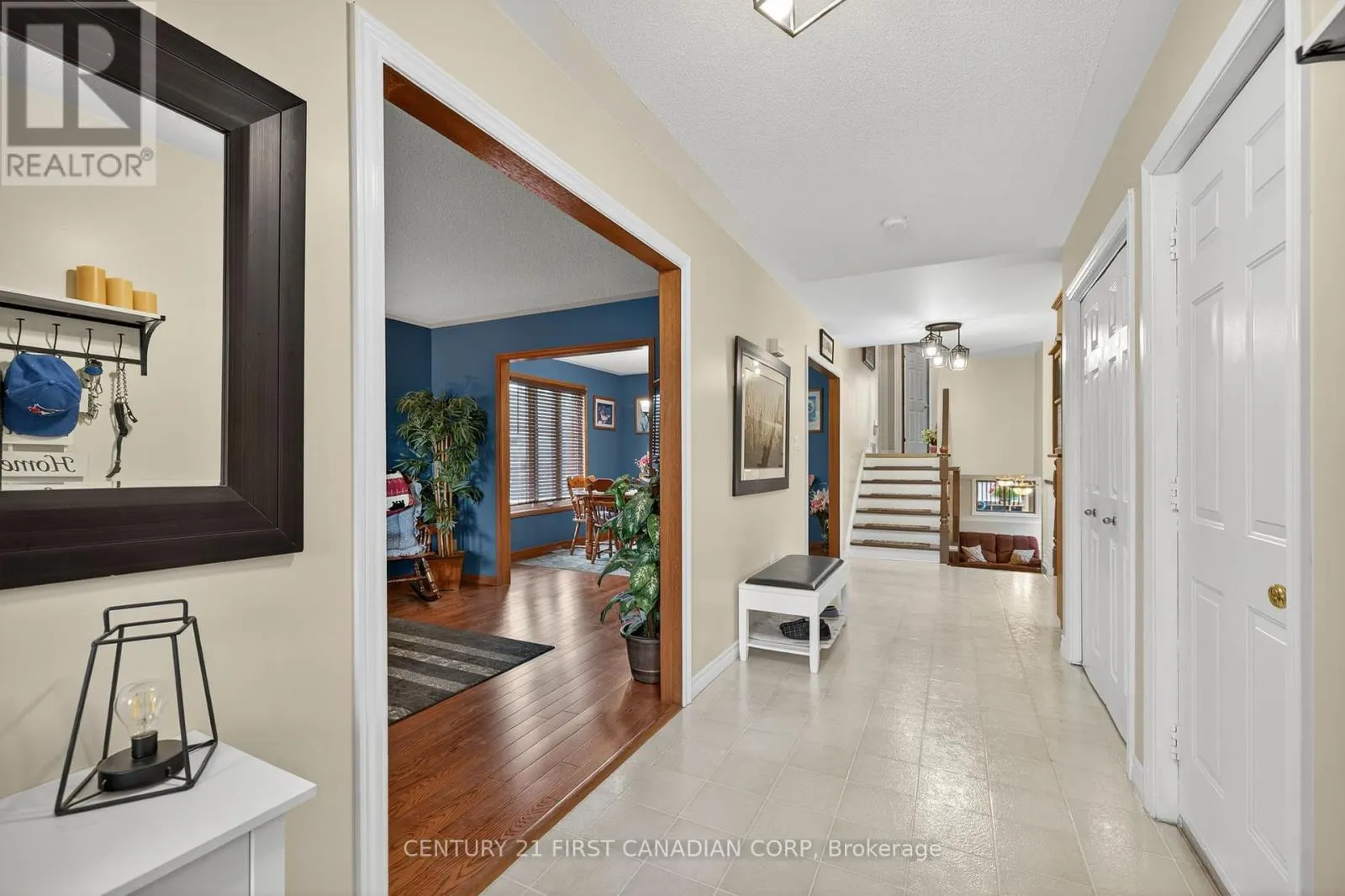 19 HEMLOCK BOULEVARD