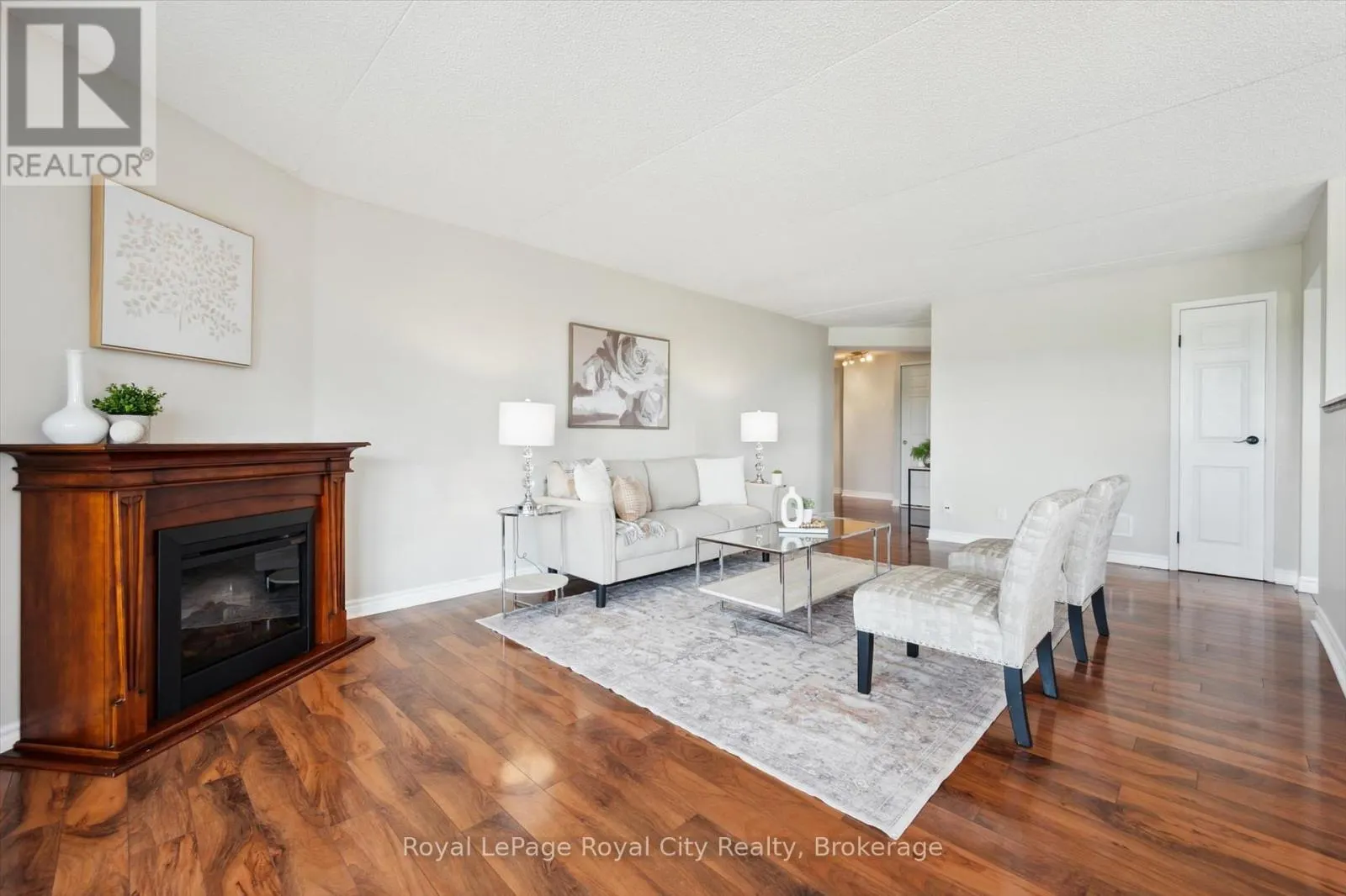 501 - 22 MARILYN DRIVE, #501