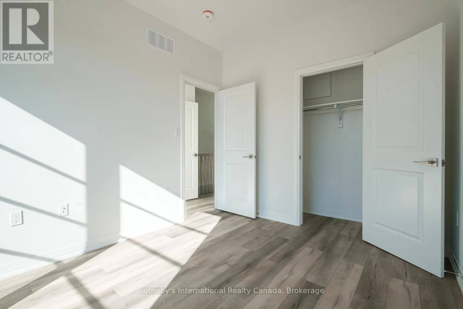 19 - 550 GREY STREET, #19