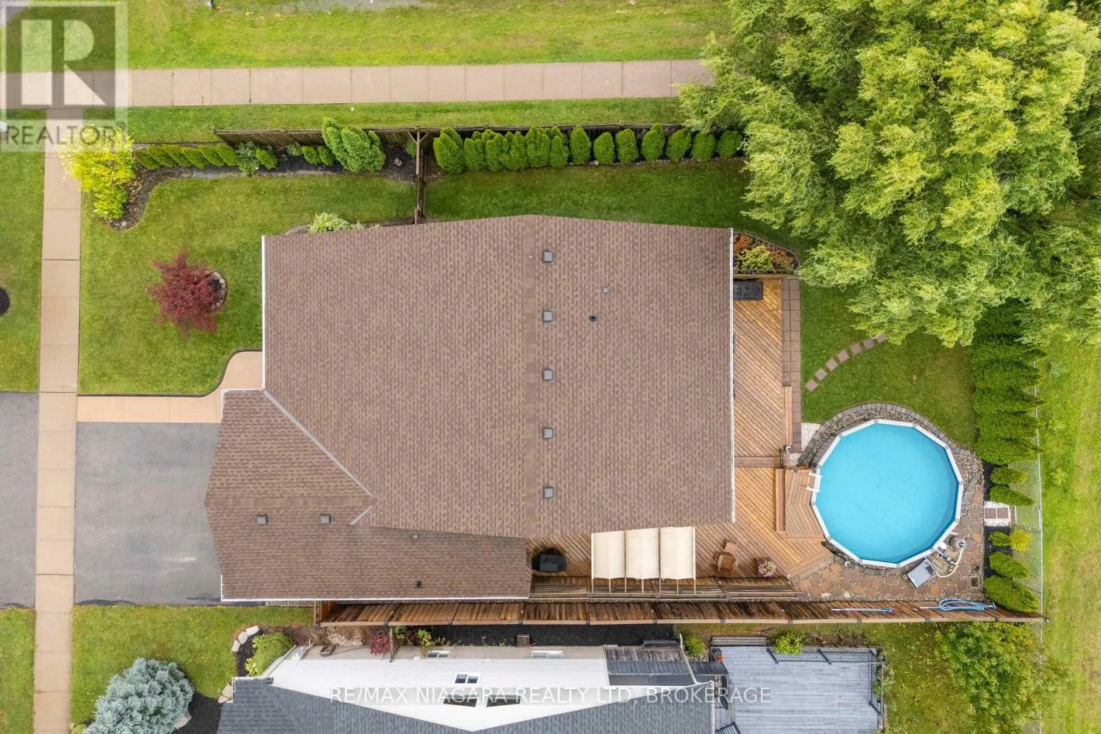 7229 PARKSIDE ROAD