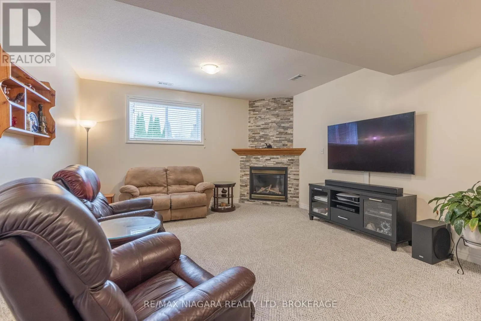 7229 PARKSIDE ROAD