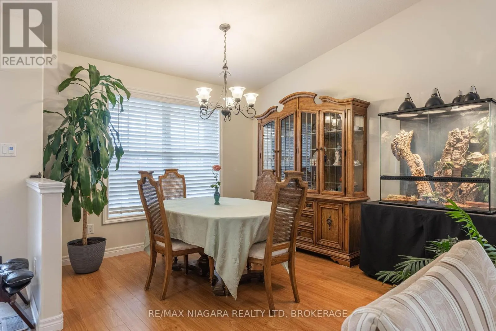 7229 PARKSIDE ROAD