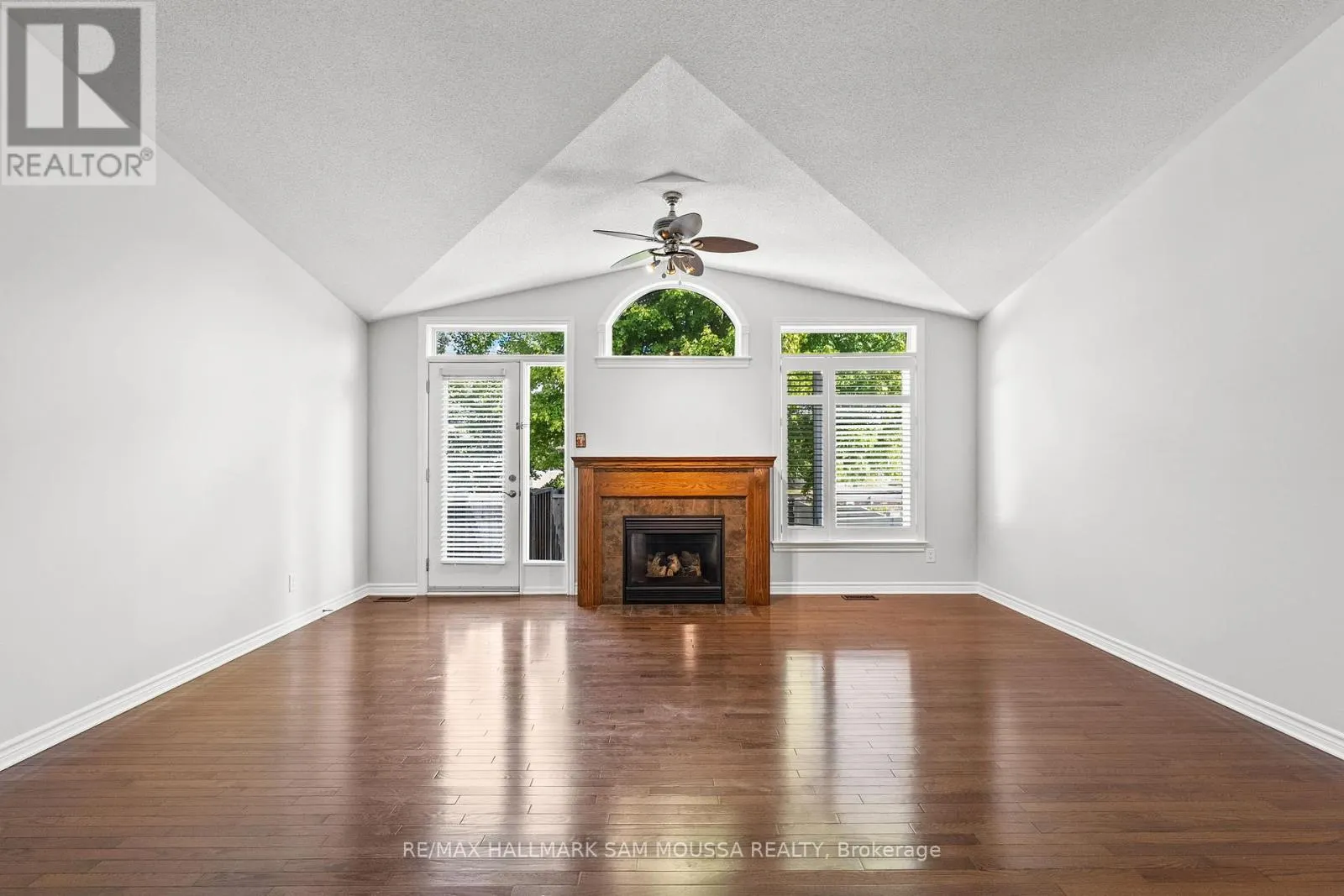 172 GRANITE COURT