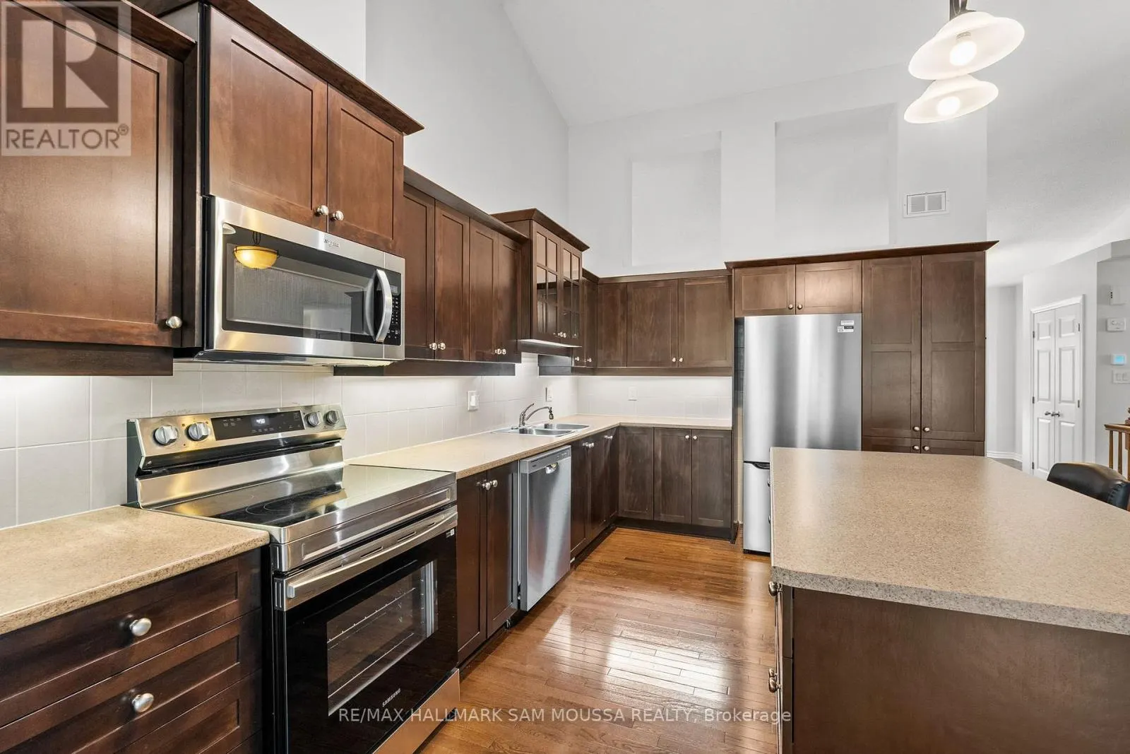 172 GRANITE COURT