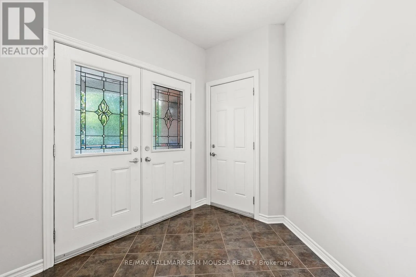 172 GRANITE COURT