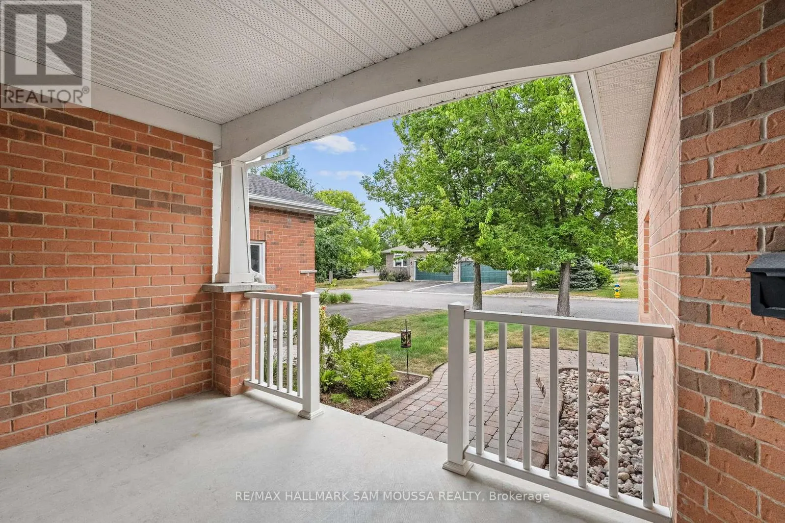 172 GRANITE COURT