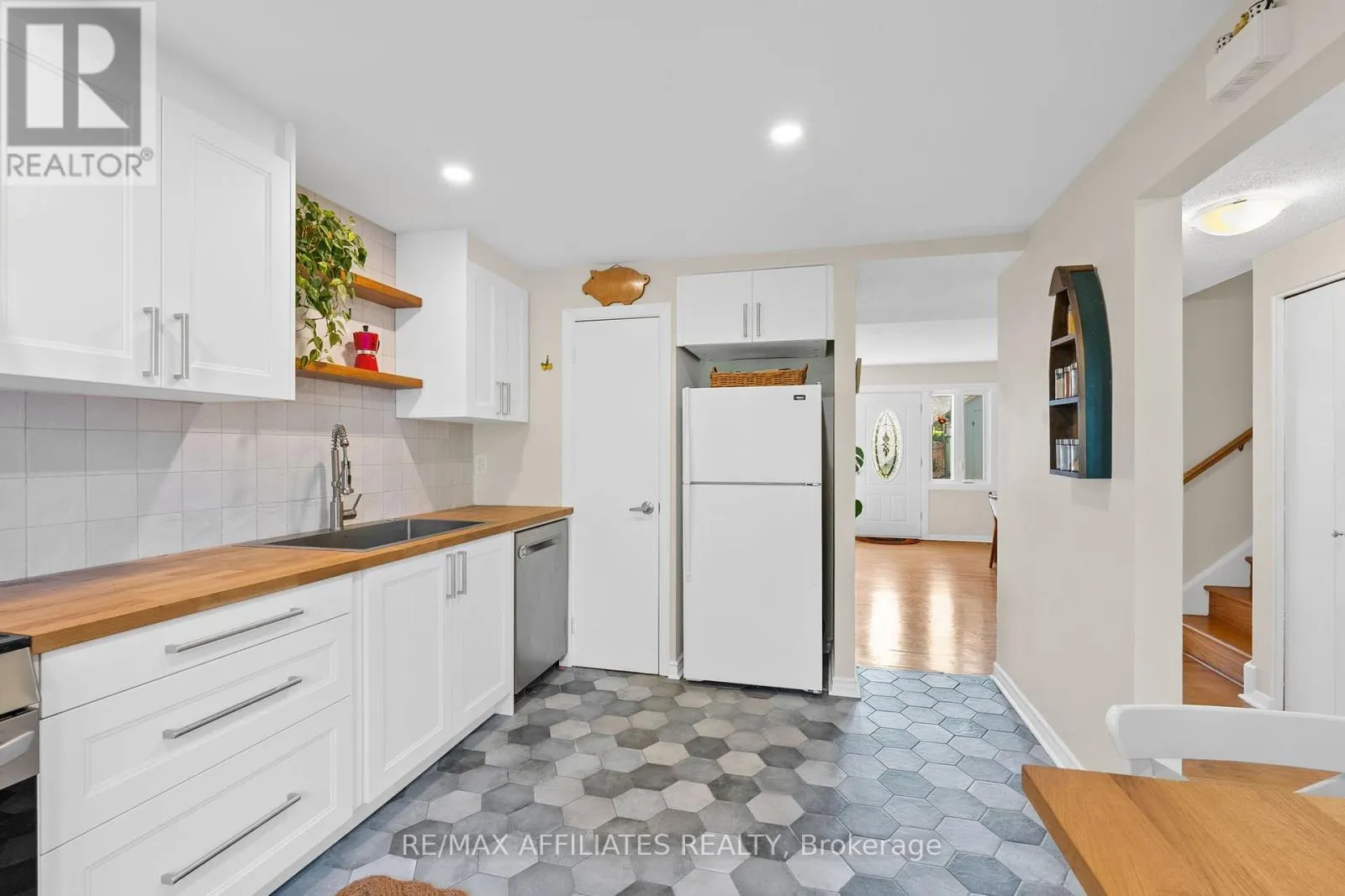 1301 CORNELL STREET
