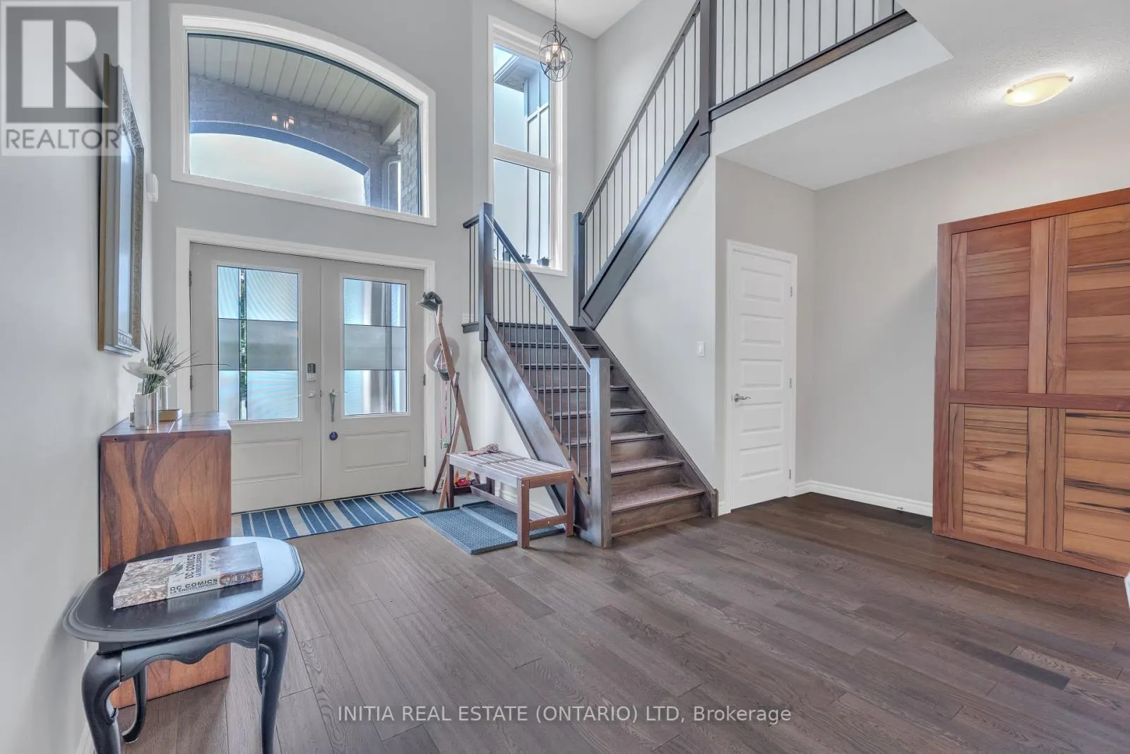 1303 DYER CRESCENT