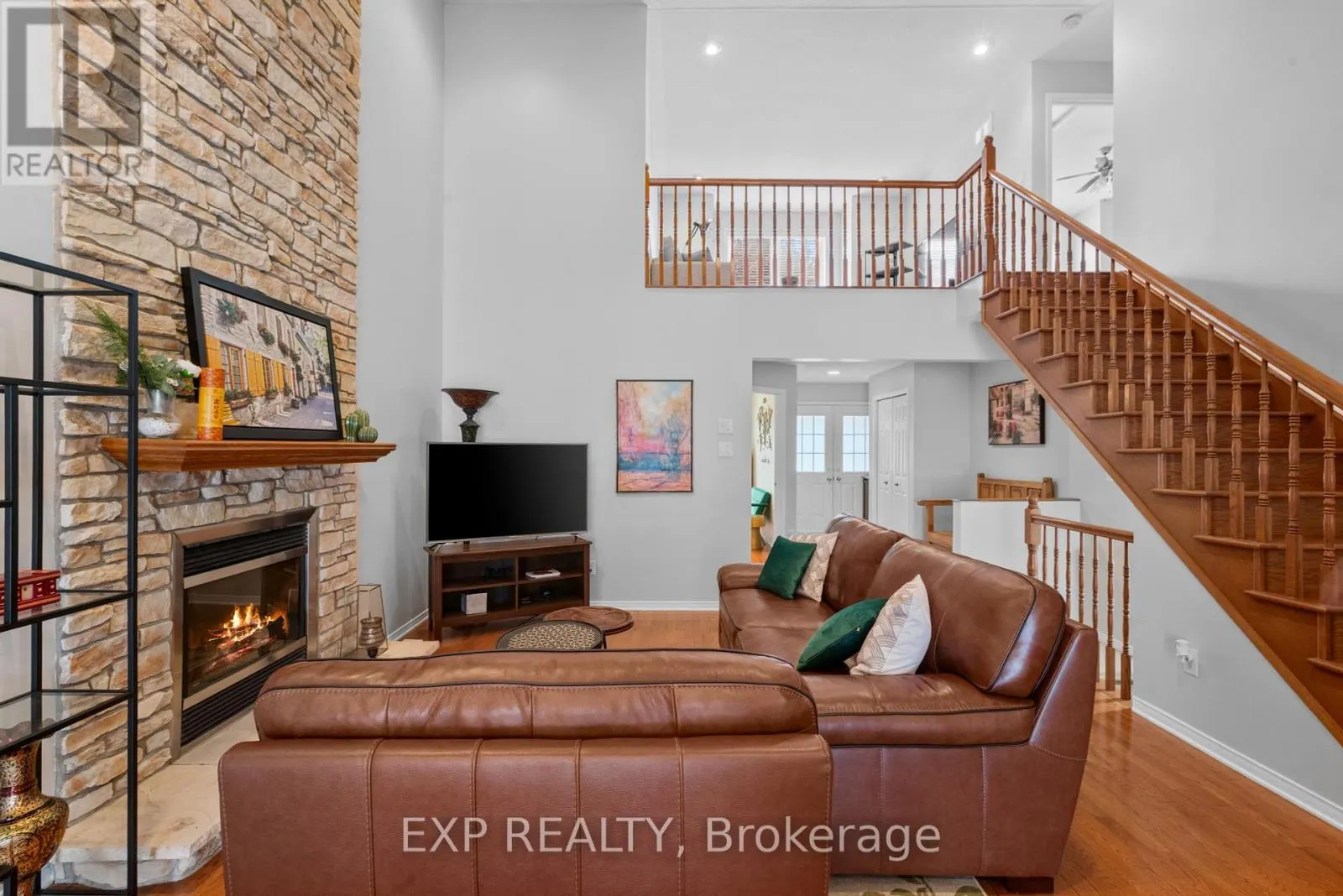 111 COURSIER CRESCENT