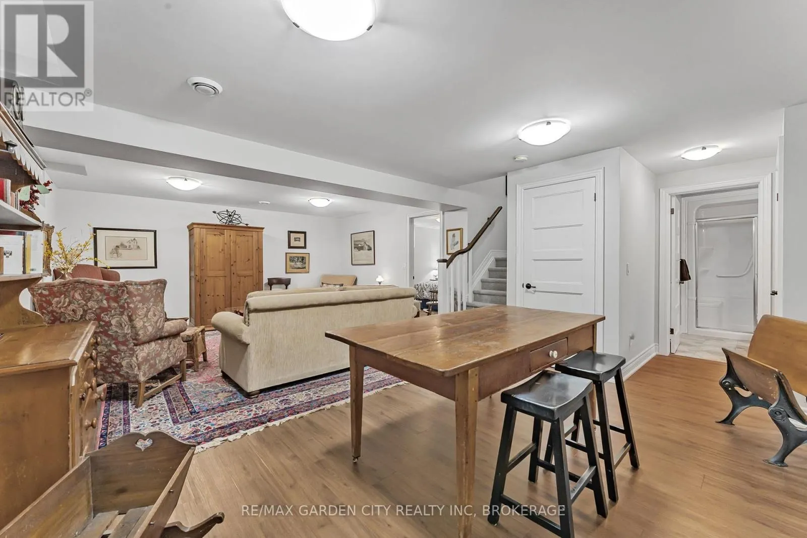 564 GAISER ROAD