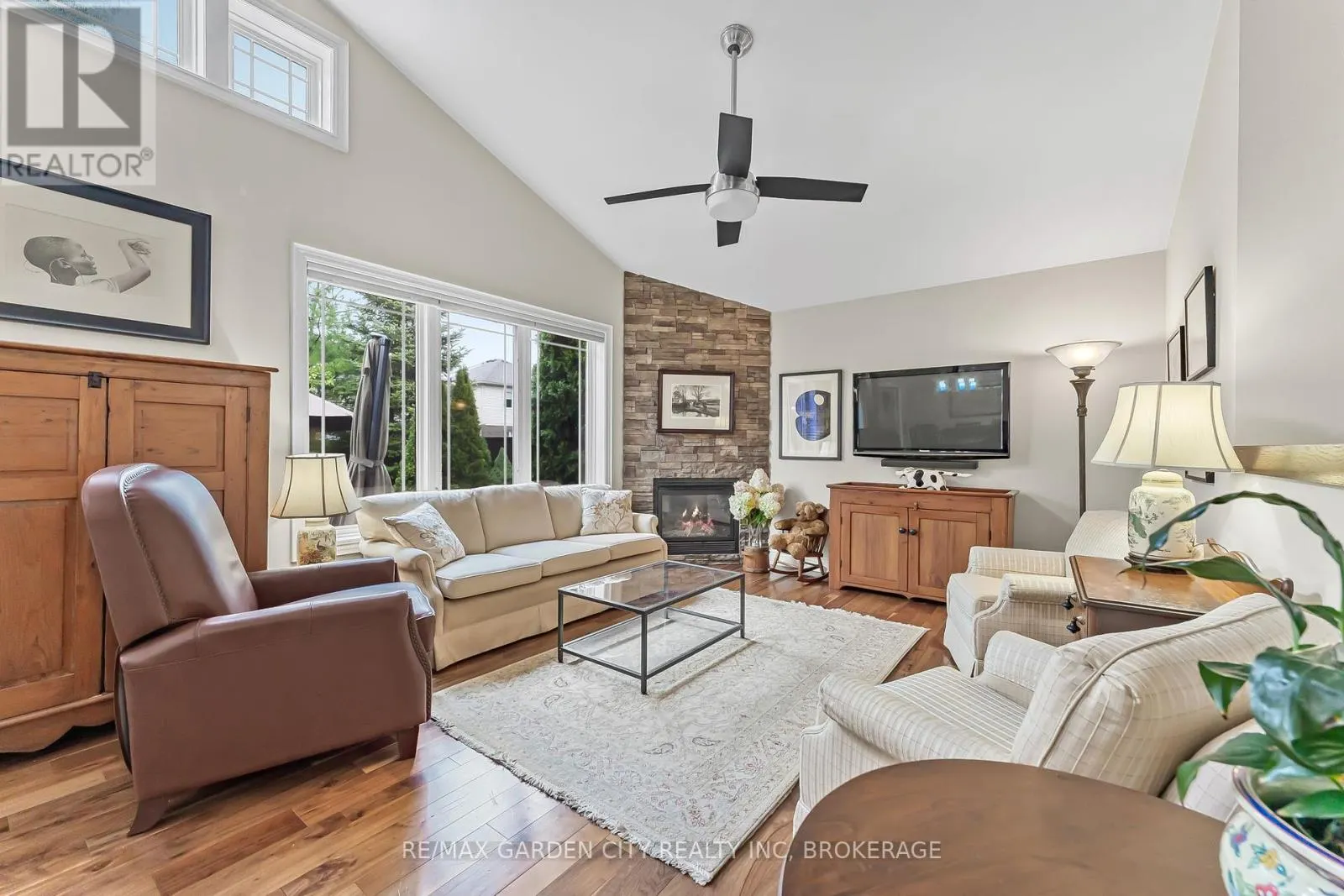 564 GAISER ROAD