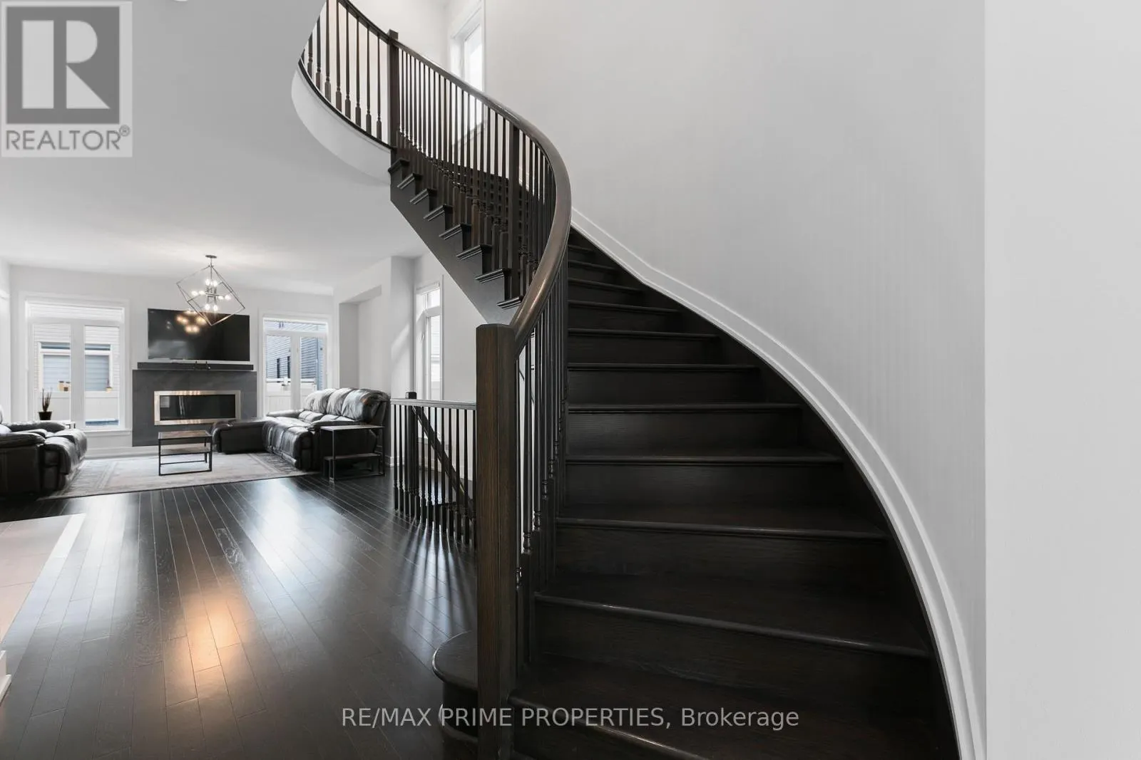 249 FOUNTAINHEAD DRIVE