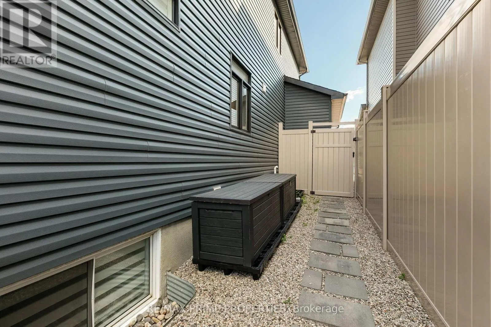 249 FOUNTAINHEAD DRIVE