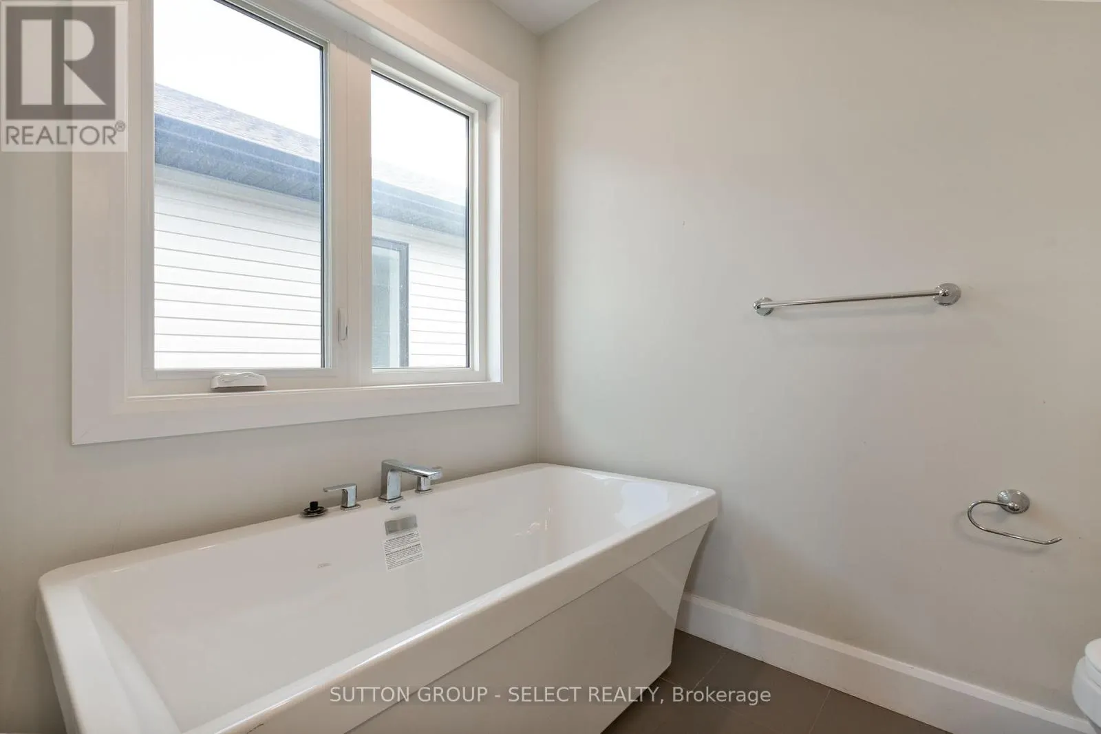 1065 KARENANA UPPER ROAD