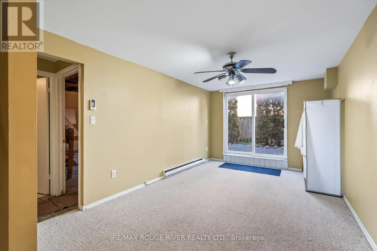 3 - 494 ELGIN STREET W, #3