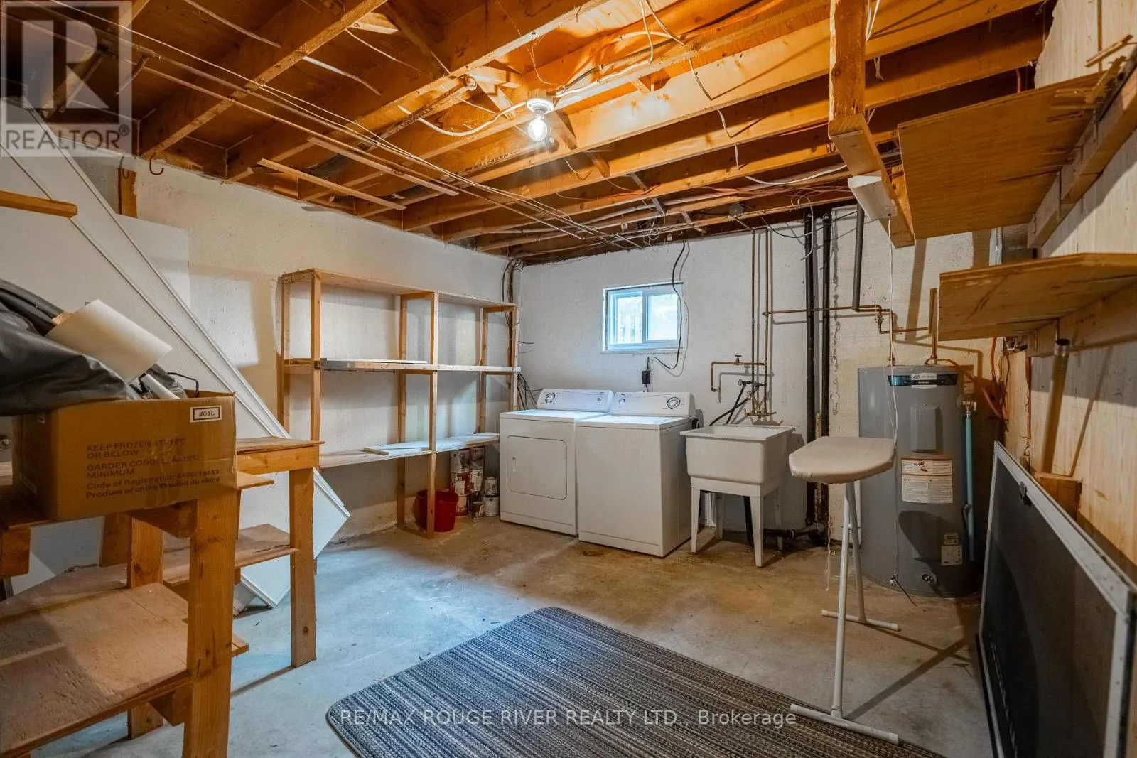 3 - 494 ELGIN STREET W, #3