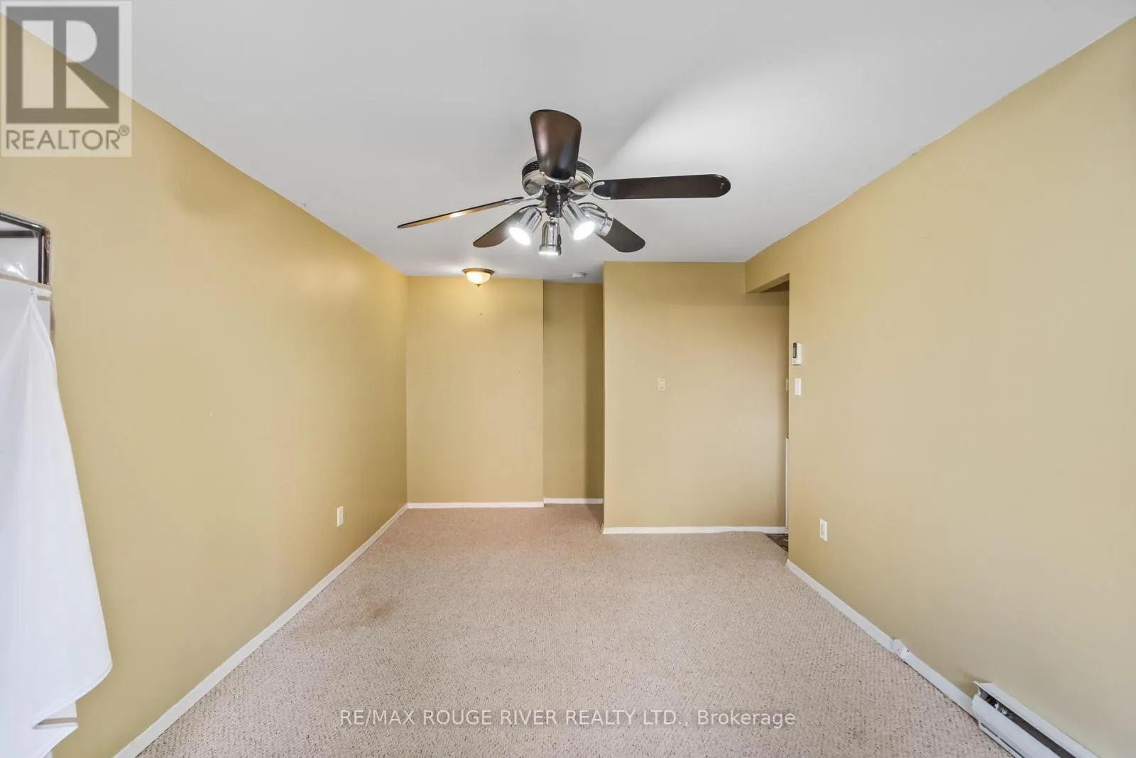 3 - 494 ELGIN STREET W, #3