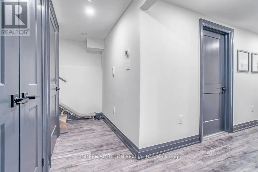 82 SHEA CRESCENT