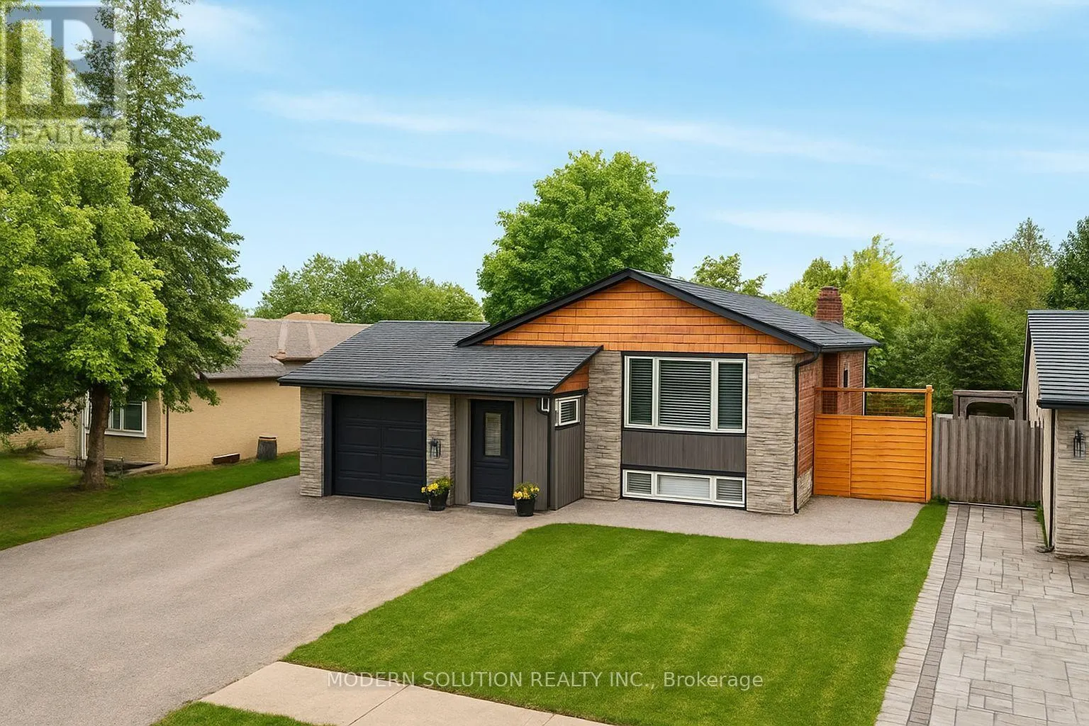82 SHEA CRESCENT