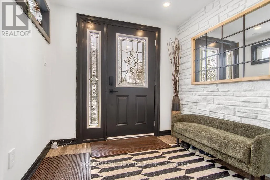 82 SHEA CRESCENT