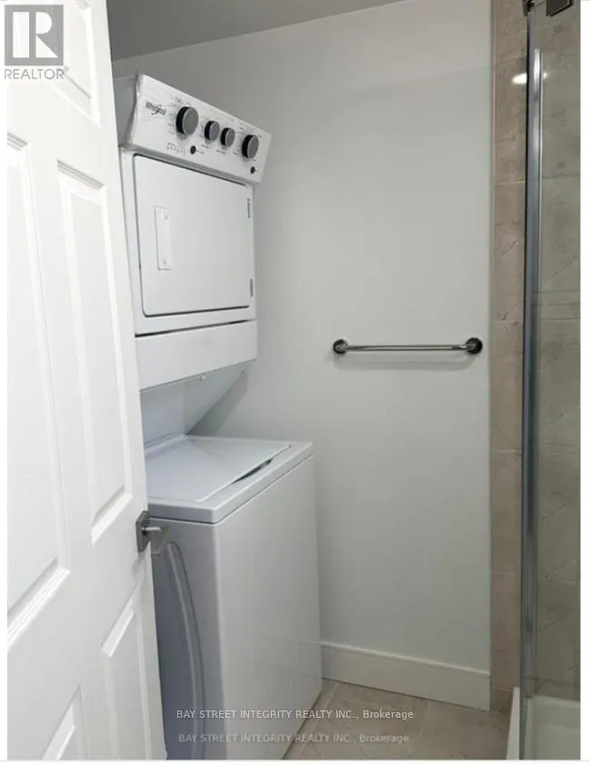 UNIT 811 - 1 WELLINGTON ST. STREET