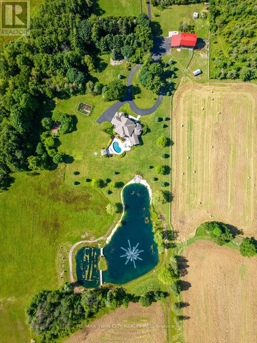 1532 6TH CONCESSION ROAD W
