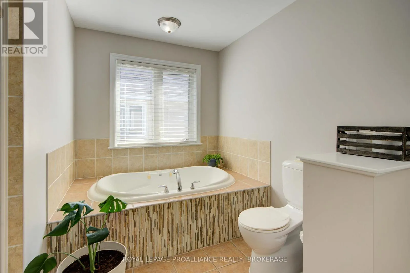 496 CHERYL PLACE