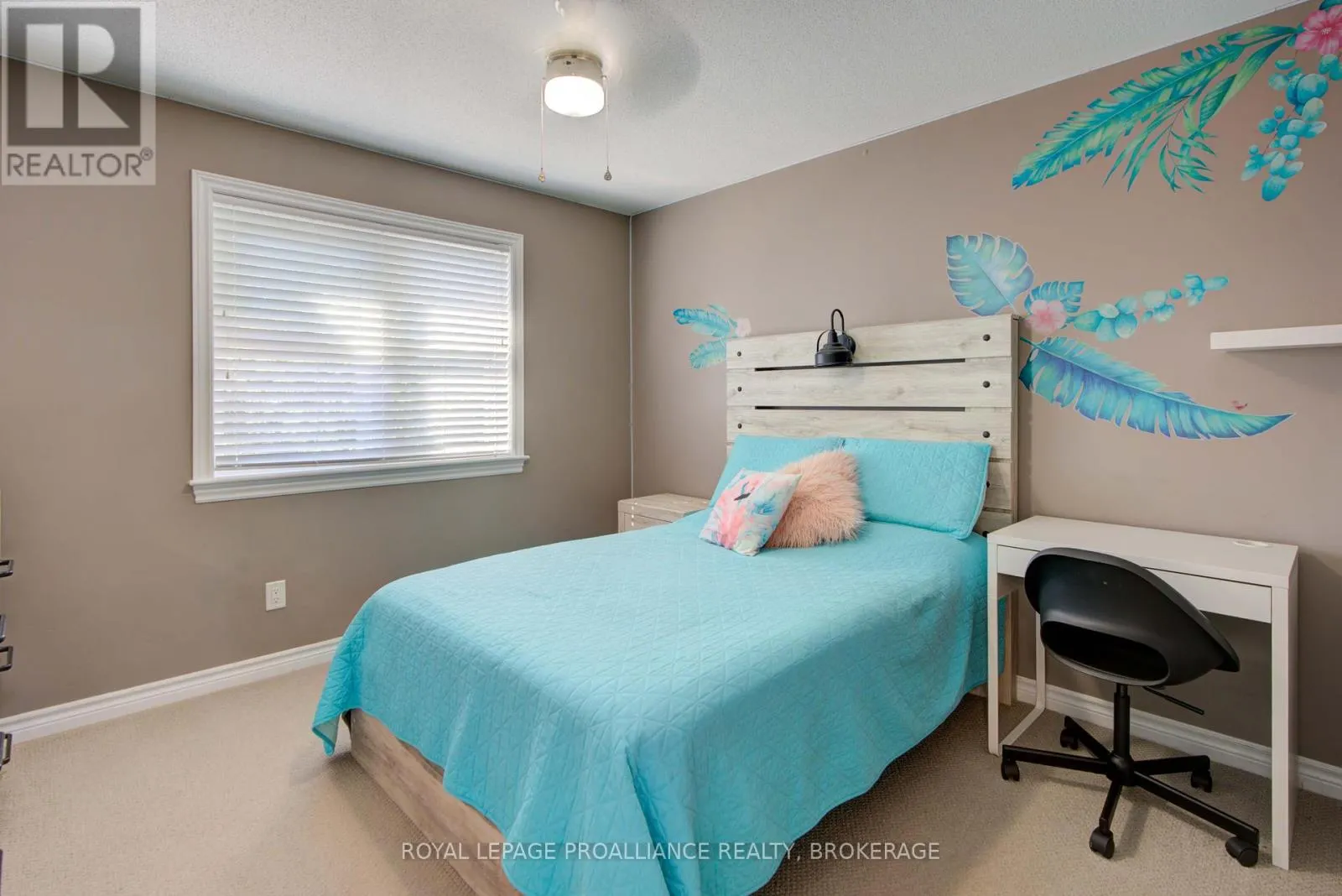 496 CHERYL PLACE