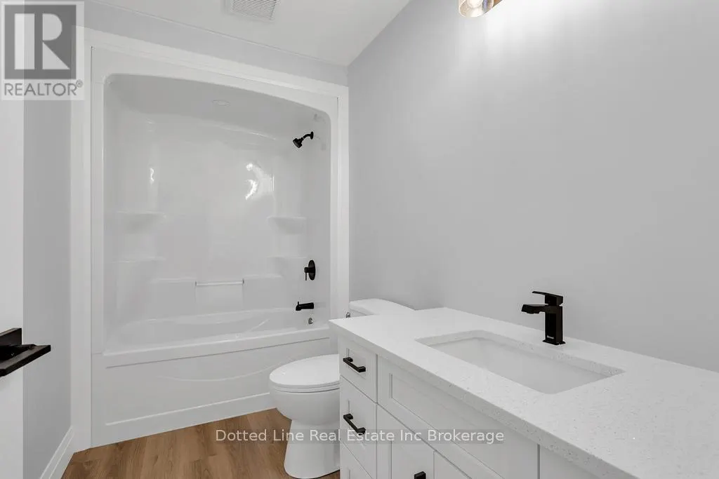 9 DELEVAN CRESCENT