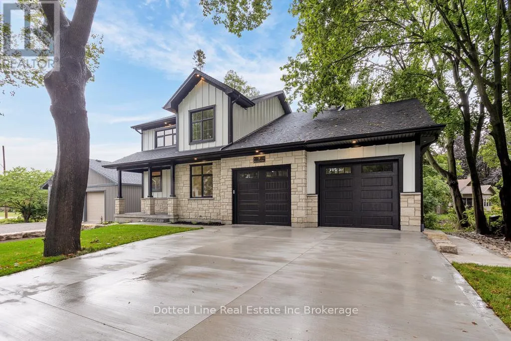 9 DELEVAN CRESCENT