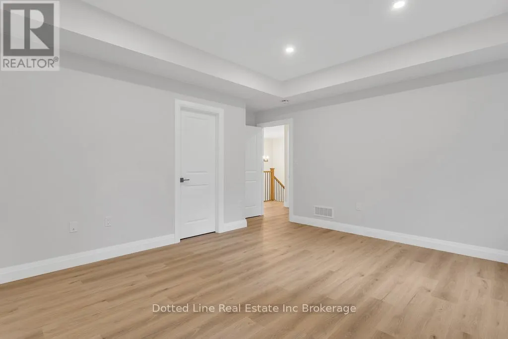 9 DELEVAN CRESCENT