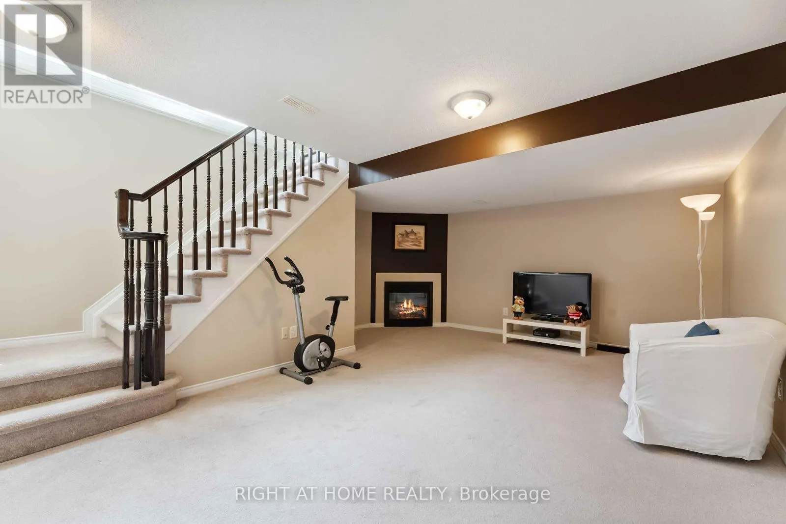 905 CALDERMILL PRIVATE