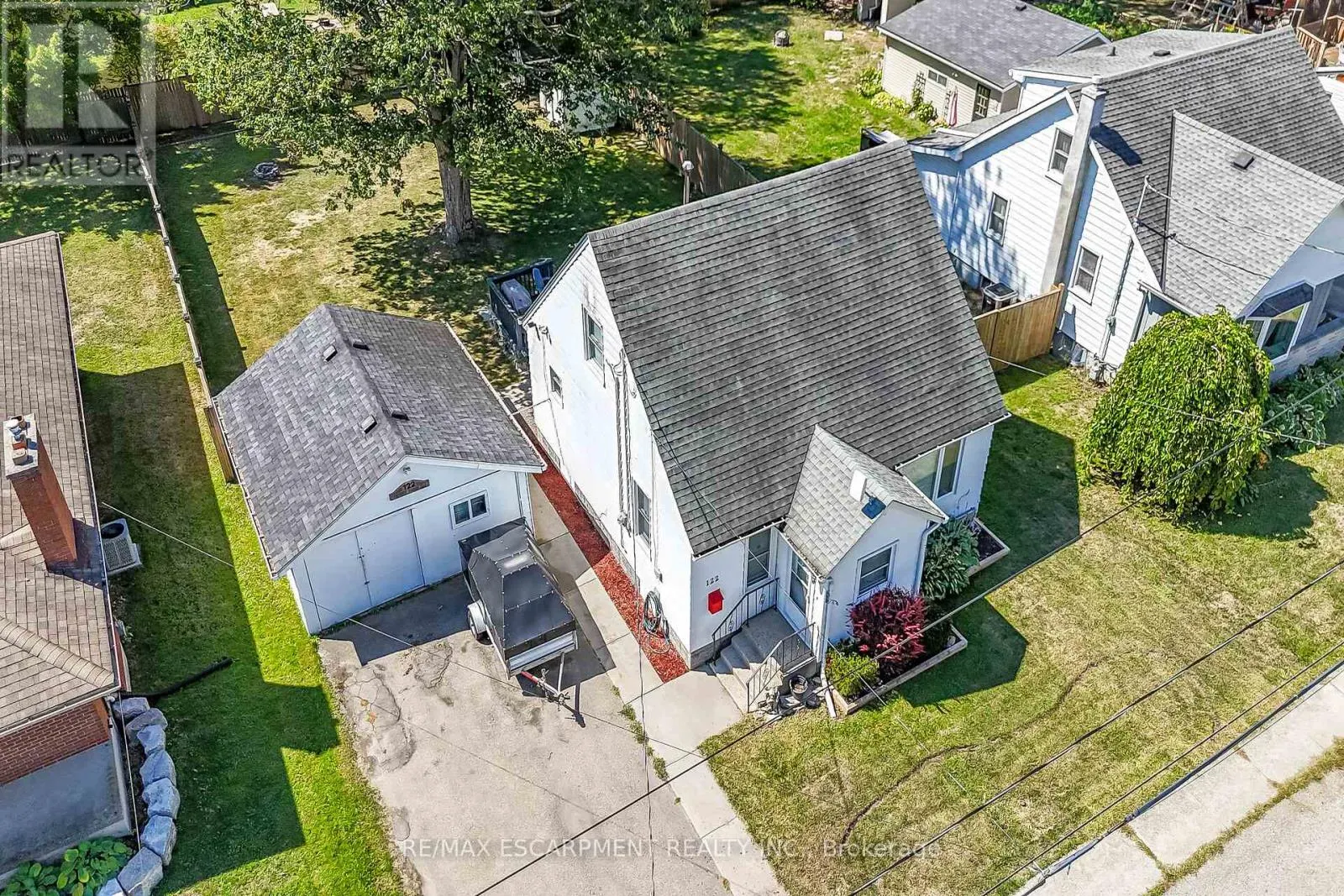 122 FAIRVIEW AVENUE E