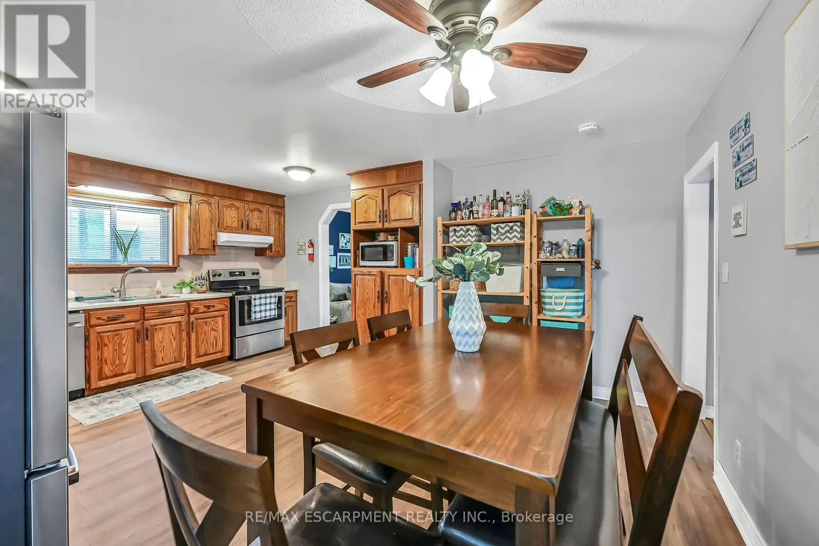 122 FAIRVIEW AVENUE E