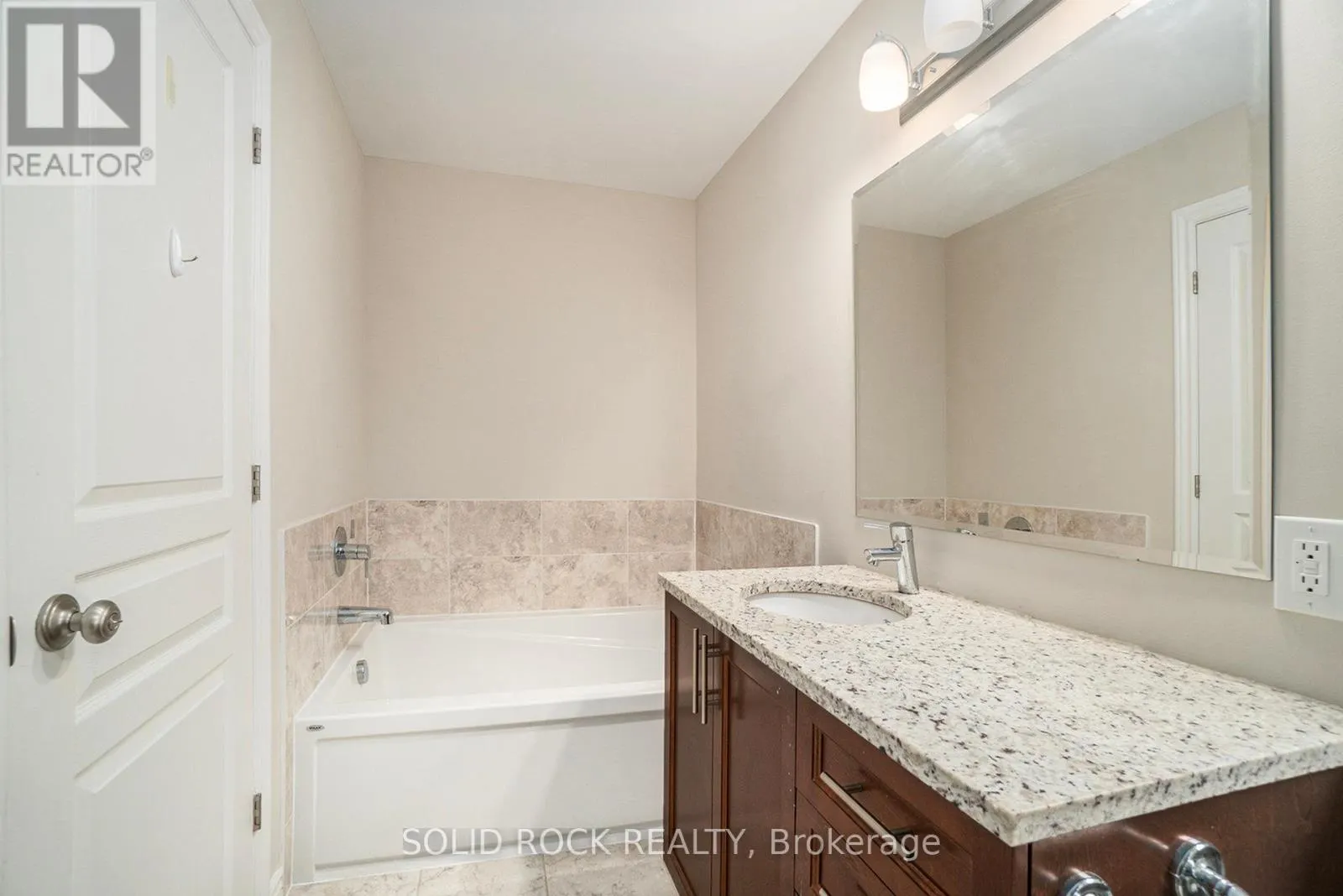 260 DOLCE CRESCENT