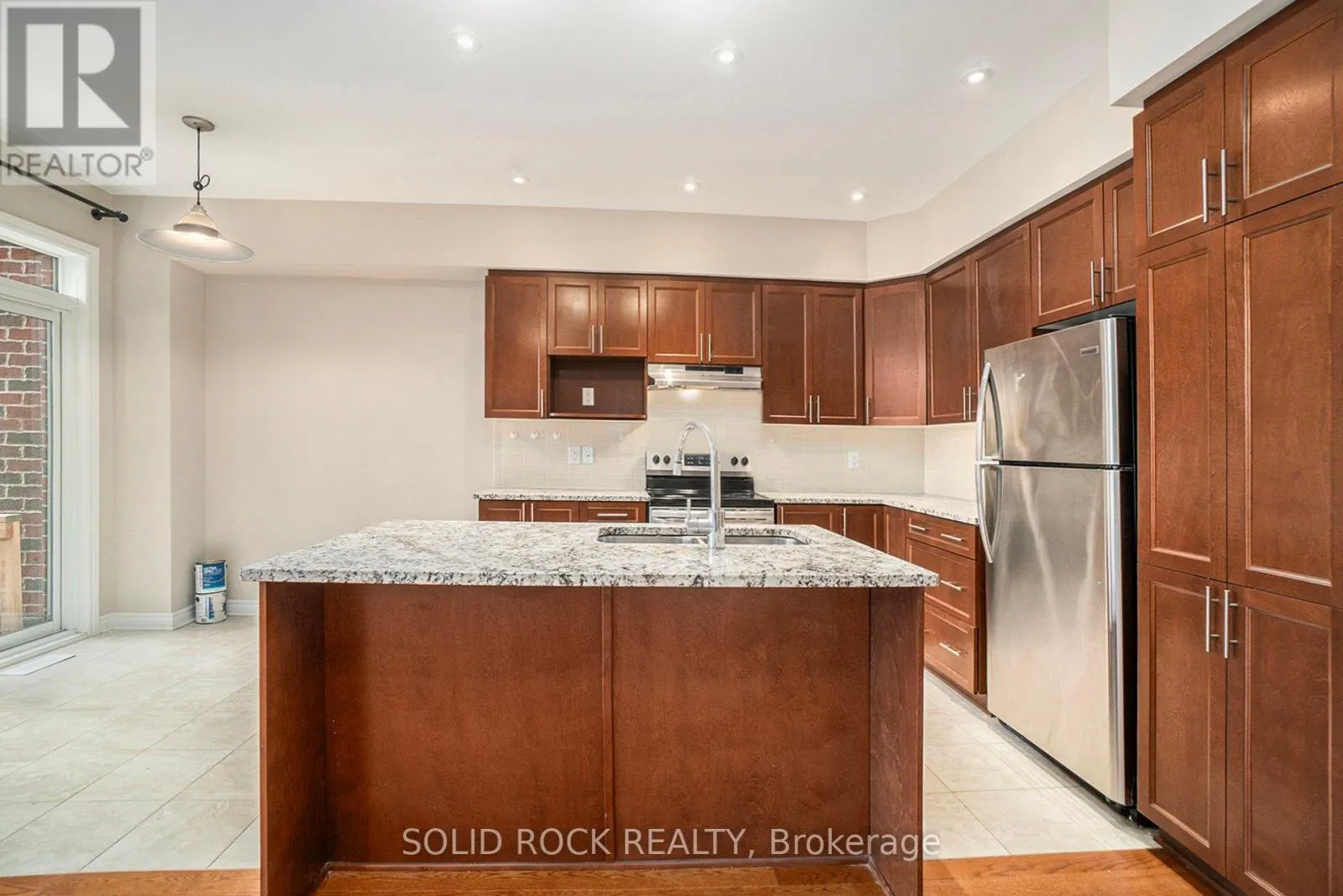 260 DOLCE CRESCENT