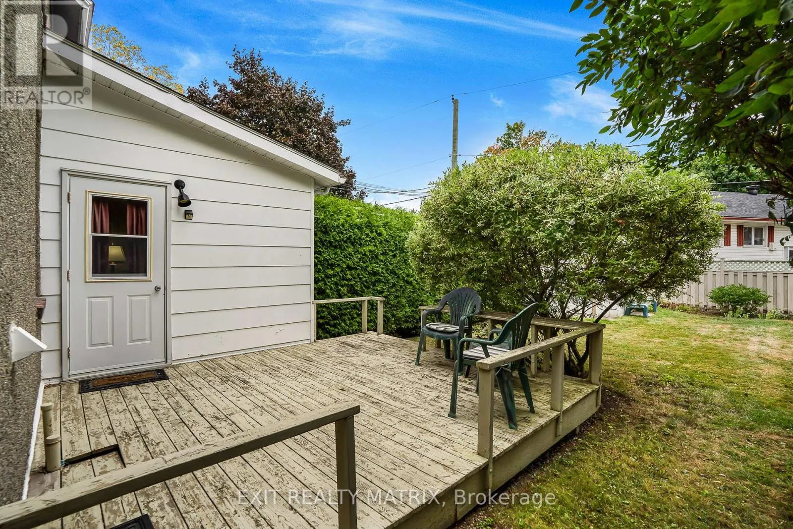 469 SMERDON STREET