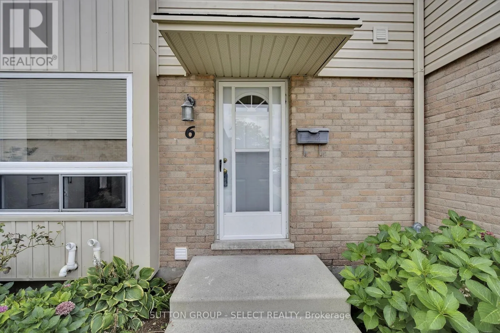 6 - 626 WHARNCLIFFE ROAD S, #6