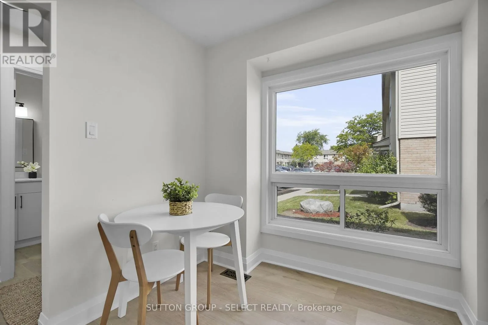 6 - 626 WHARNCLIFFE ROAD S, #6