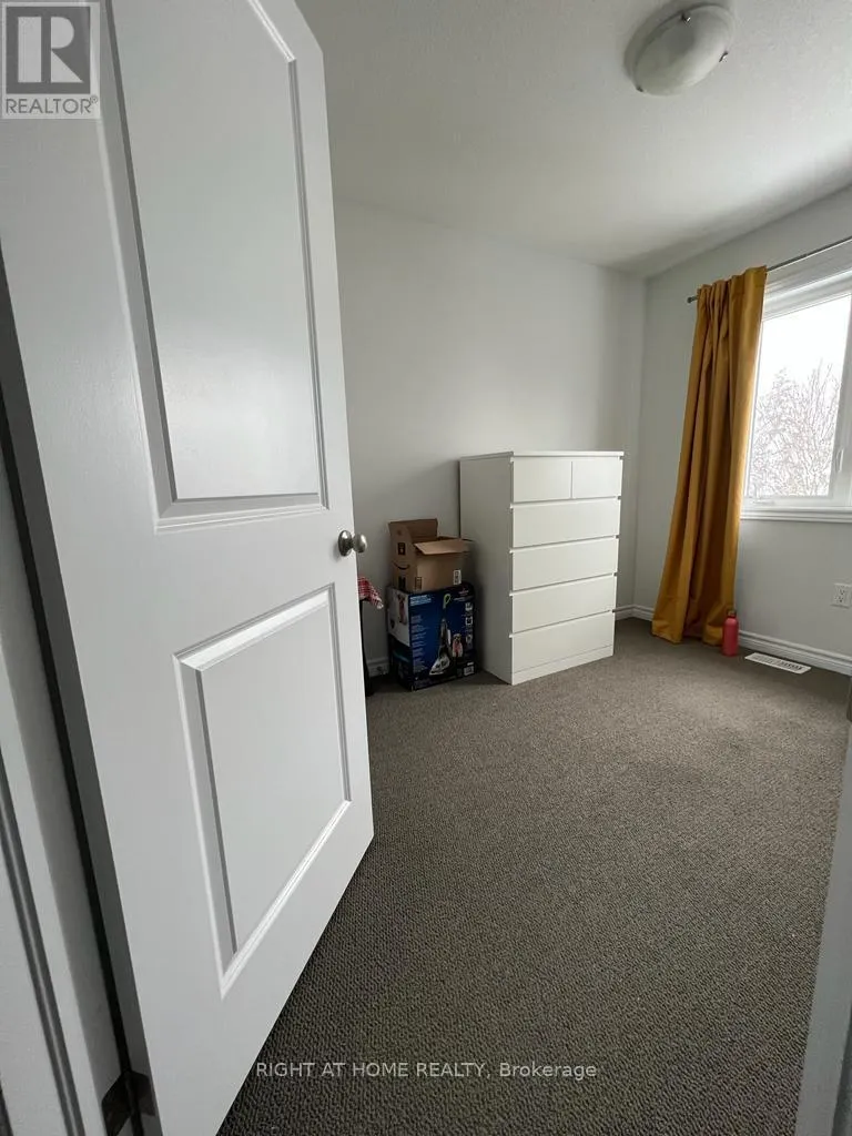 27 - 124 COMPASS TRAIL