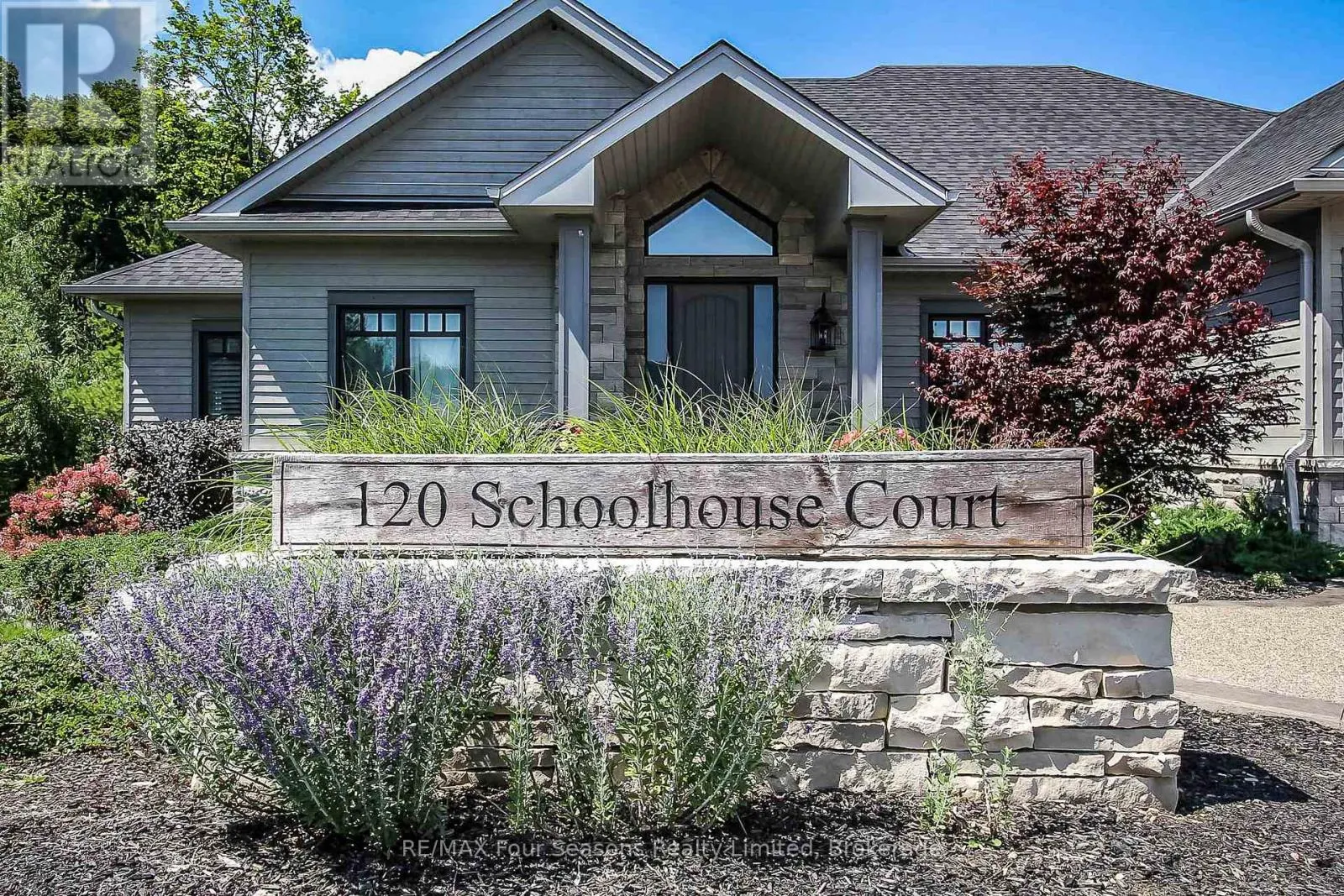 120 SCHOOLHOUSE COURT