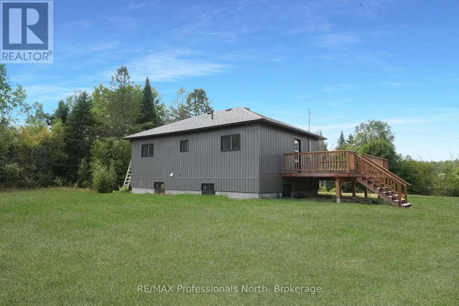 1130 SAUNDERS ROAD