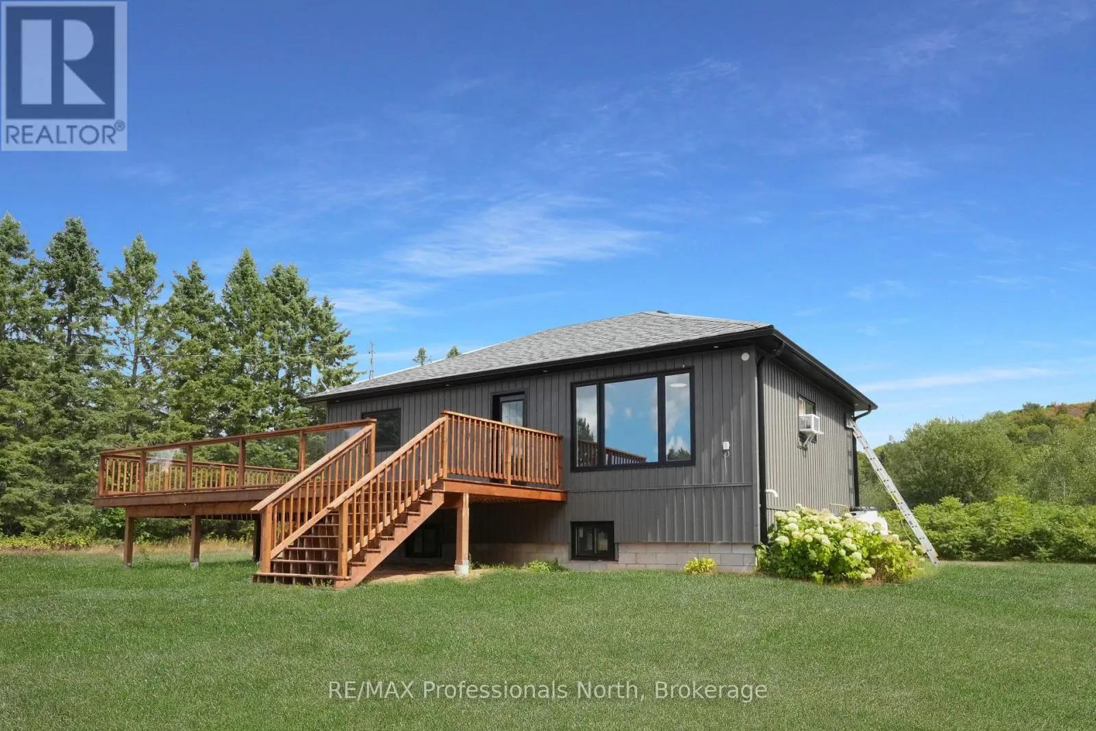 1130 SAUNDERS ROAD
