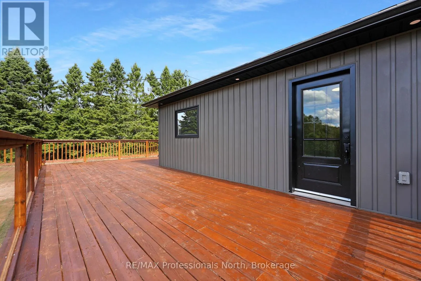 1130 SAUNDERS ROAD